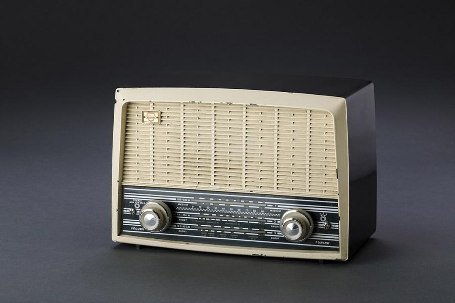 Radiorreceptor de sobremesa, Mullard