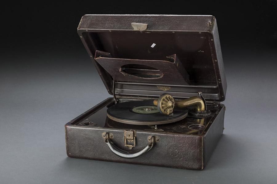 Vitrola de maleta, Victor Talking Machine