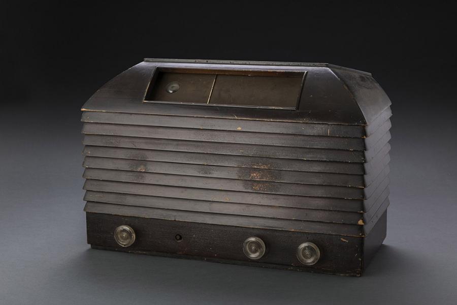 Radiorreceptor de sobremesa, sin marca