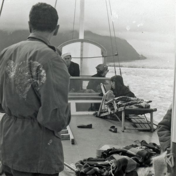 Navegación en laguna San Rafael (ca. 1962) Navegación en laguna San Rafael (ca. 1962)
